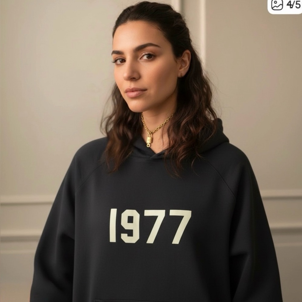Essentials Black Hoodie with 1977 Design - Picture 6 of 7